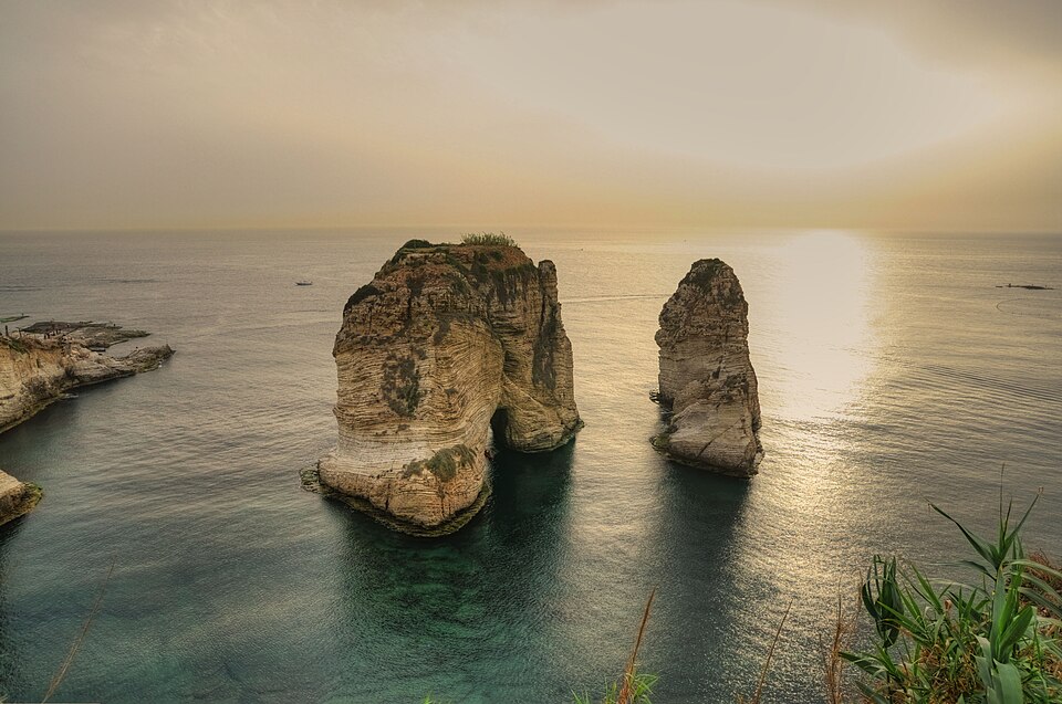 صخرتا الروشة في بيروت، لبنان