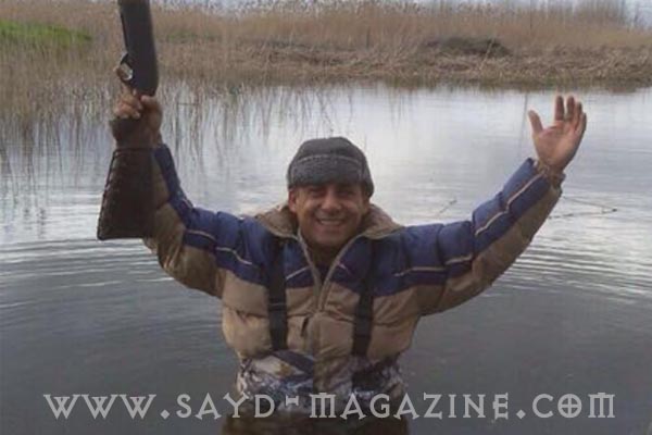 الشاعر الصياد اللبناني وليد شهلا يدافع شعرا عن الصيد من القواصين